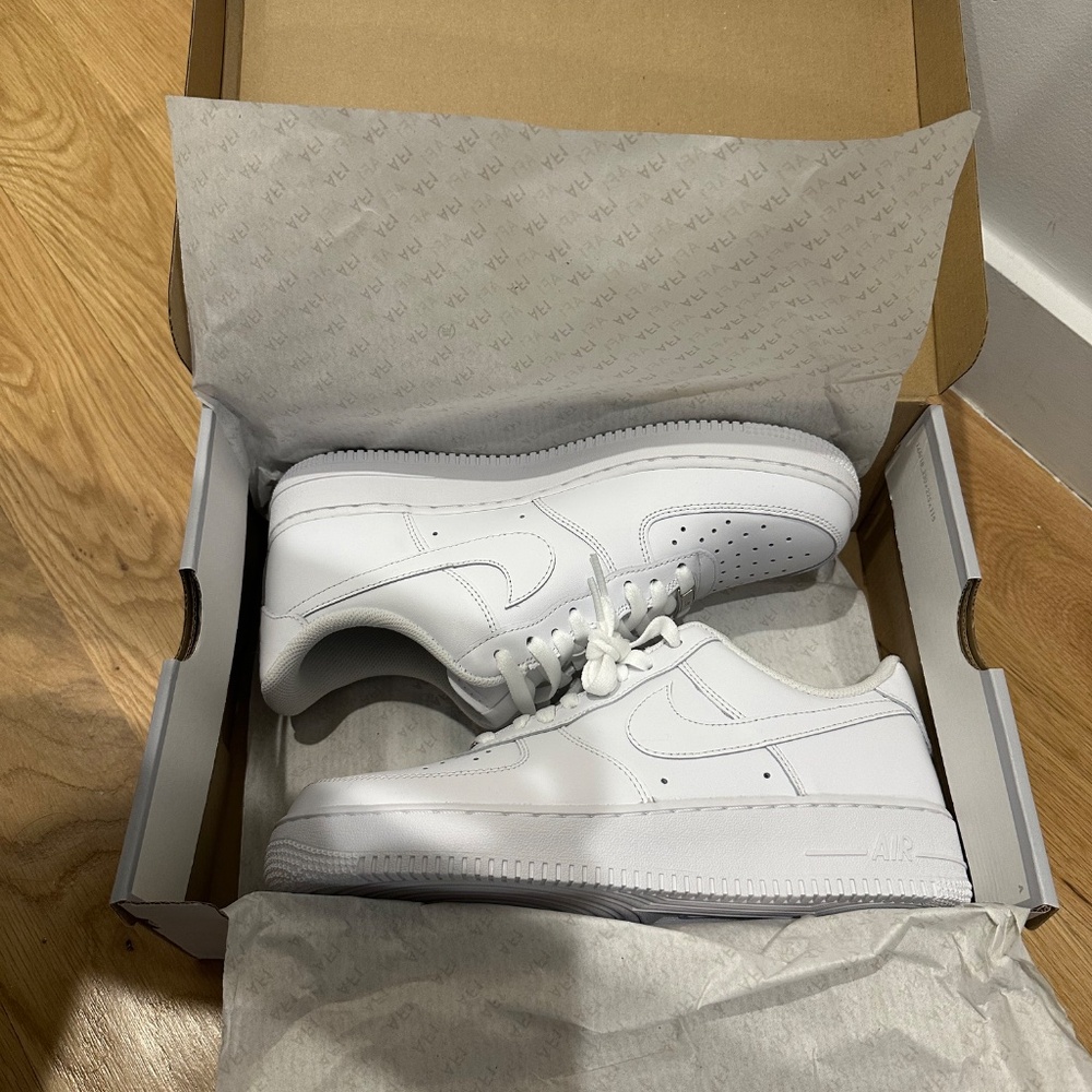 Nike Air Force One white